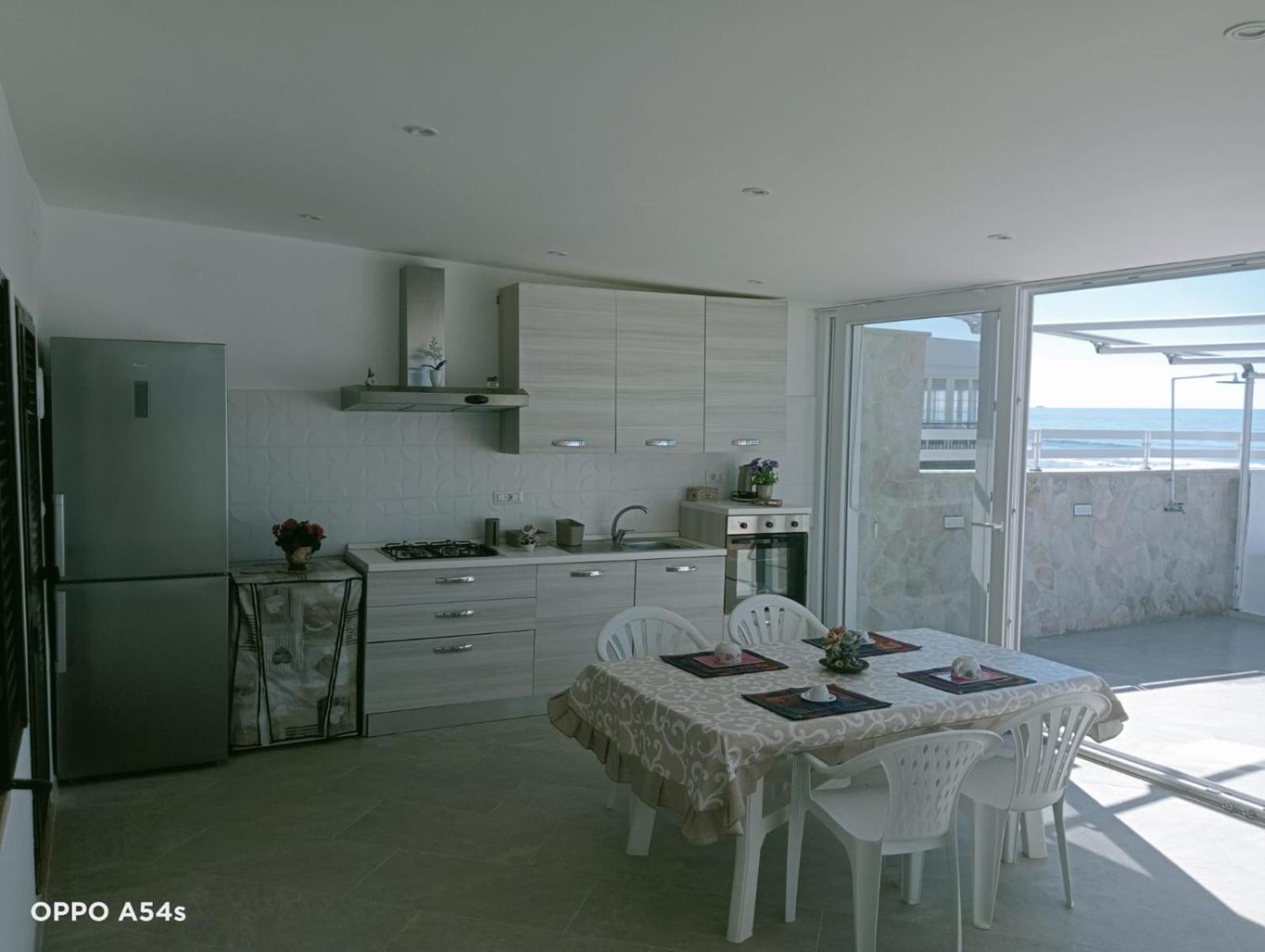 Palomera Luxury Apartment Sul Mare Gaeta Buitenkant foto