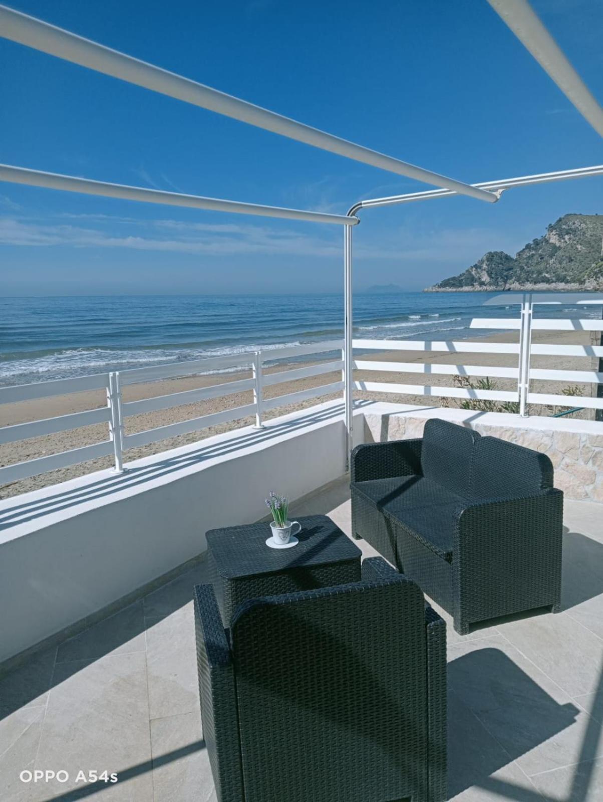Palomera Luxury Apartment Sul Mare Gaeta Buitenkant foto