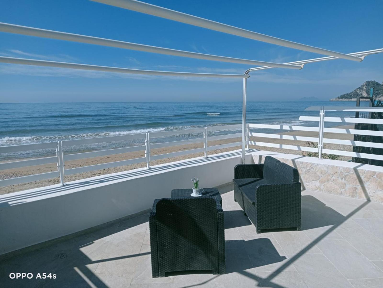 Palomera Luxury Apartment Sul Mare Gaeta Buitenkant foto